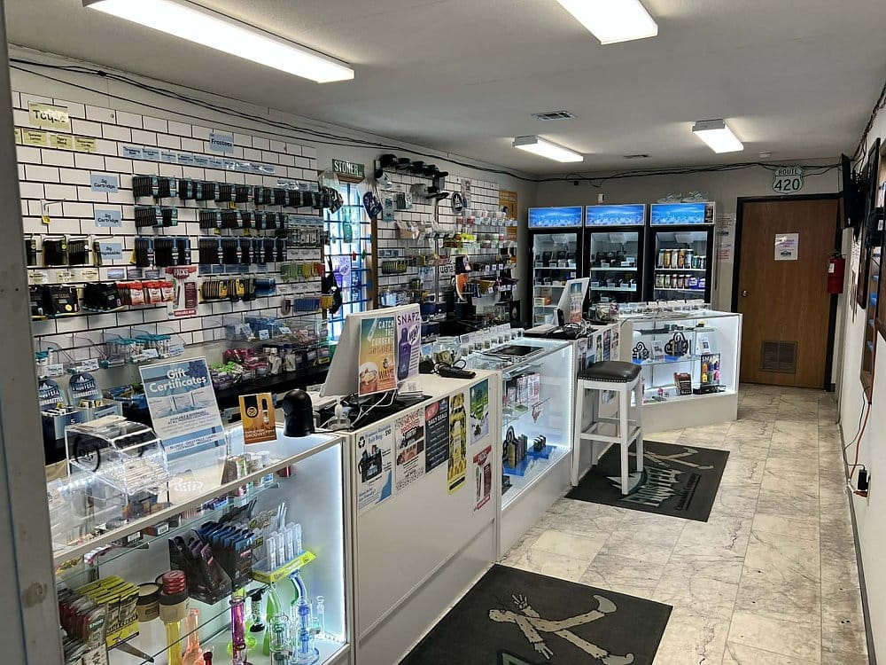 frosteez dispensary laurel store