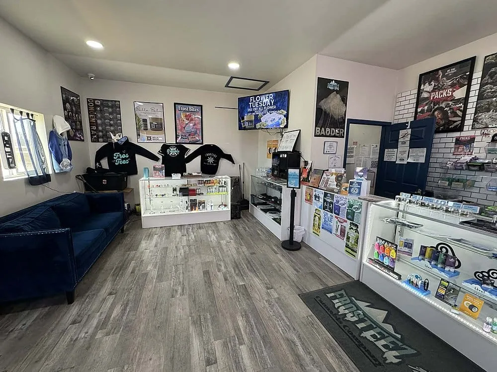 frosteez dispensary lockwood store